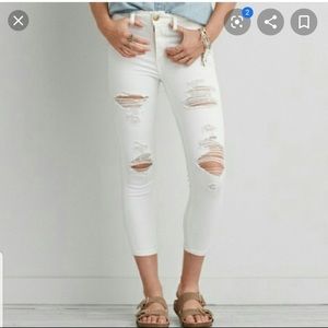 American Eagle White Destroyed Jegging Crop Jeans